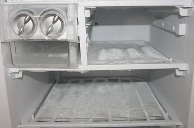 冰箱下层结冰