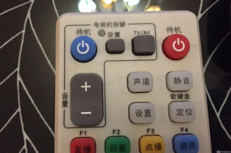 电视的电源灯一直闪烁是怎么回事